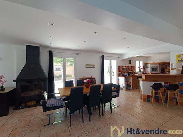 Vente Maison 5 pièces 140.14 m2 Hyeres
