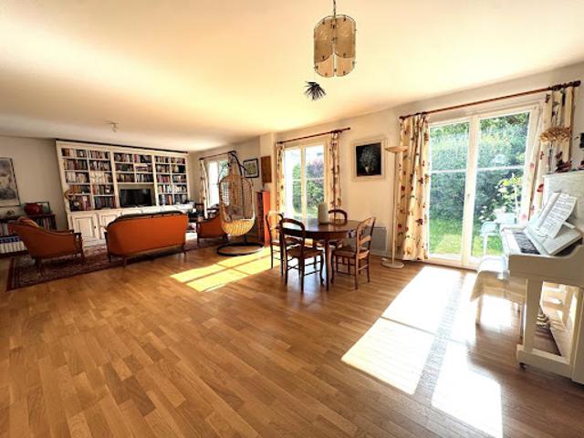 Vente Maison 5 pièces 140.48 m2 Viroflay