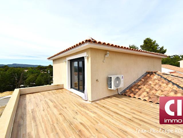 Vente Maison 5 pièces 140.55 m2 Rocbaron