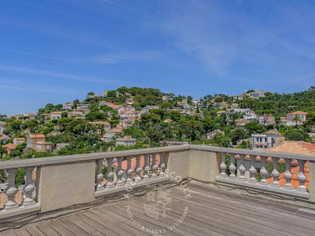Vente Maison 5 pièces 141 m2 Marseille 7ème