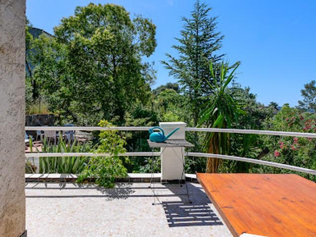 Vente Maison 5 pièces 141 m2 Hyeres