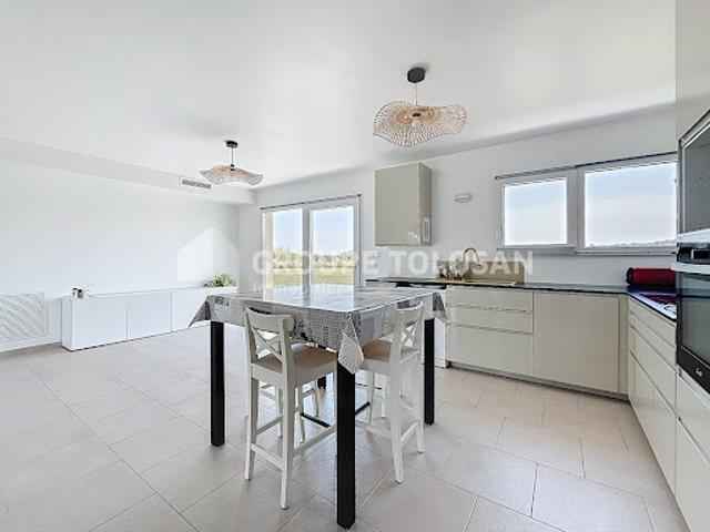 Vente Maison 5 pièces 141 m2 Sainte Foy d'Aigrefeuille