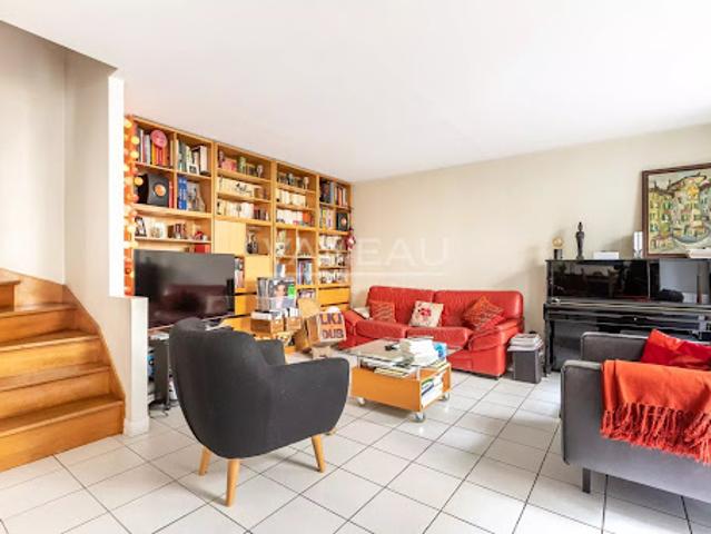 Vente Maison 5 pièces 141 m2 Paris 18ème