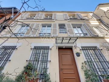 Vente Maison 5 pièces 141 m2 Paris 18ème