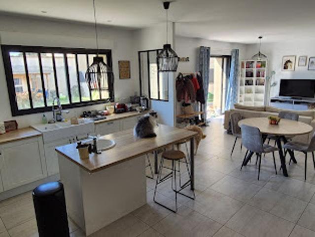 Vente Maison 5 pièces 141 m2 Saint Marcel lès Valence