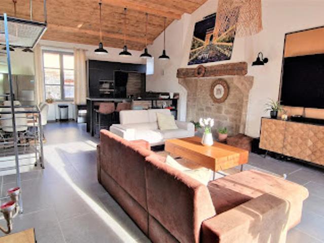 Vente Maison 5 pièces 141 m2 Saint Antoine l'Abbaye