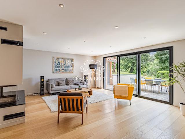 Vente Maison 5 pièces 141.37 m2 Saint Didier au Mont d'Or