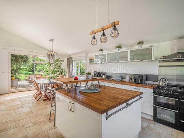 Vente Maison 5 pièces 141.9 m2 Brié et Angonnes