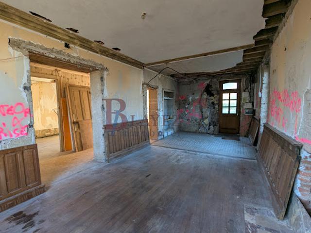 Vente Maison 5 pièces 142 m2 Merlines