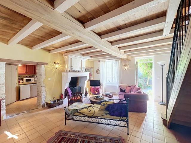 Vente Maison 5 pièces 142 m2 Chassors