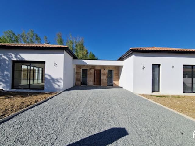 Vente Maison 5 pièces 142 m2 Loupes