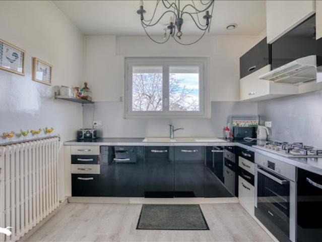Vente Maison 5 pièces 142 m2 Pineuilh