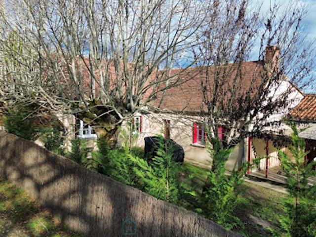 Vente Maison 5 pièces 142 m2 Plazac