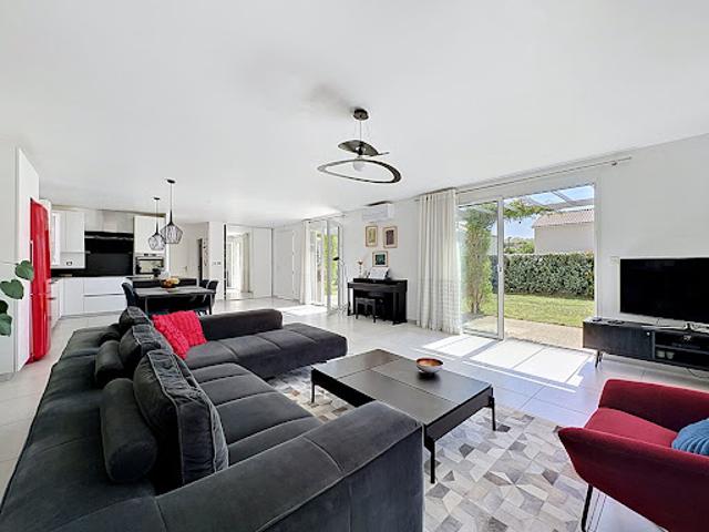 Vente Maison 5 pièces 142 m2 Saint Priest