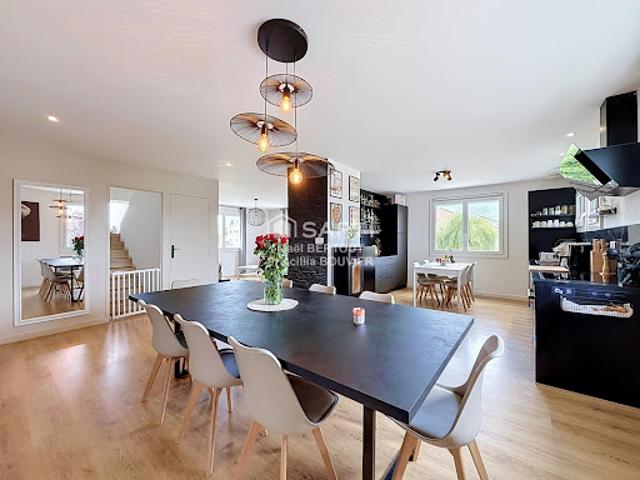 Vente Maison 5 pièces 142 m2 Sainte Blandine