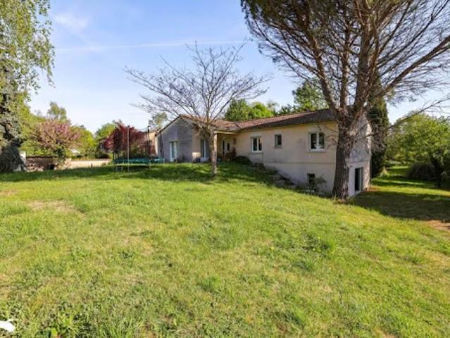 Vente Maison 5 pièces 143 m2 Aigre