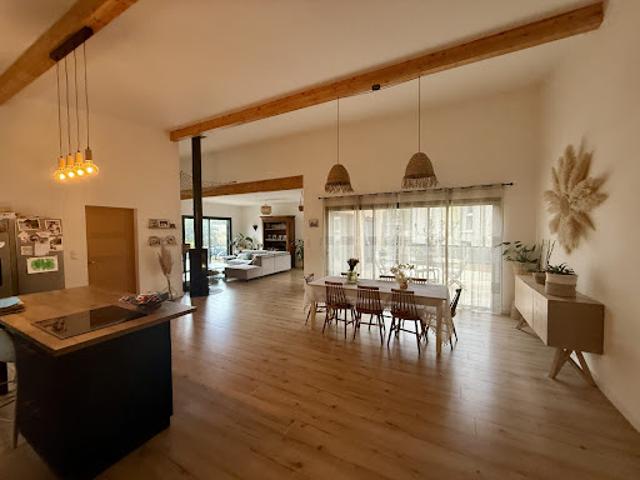 Vente Maison 5 pièces 143 m2 Rustiques