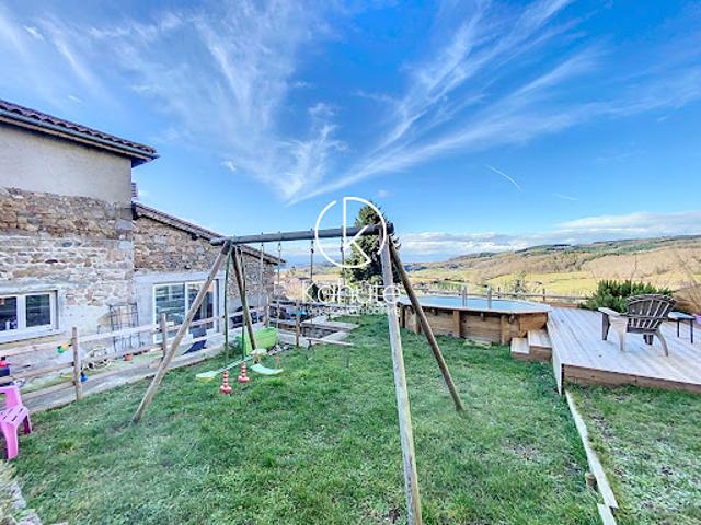 Vente Maison 5 pièces 143 m2 Saint Forgeux