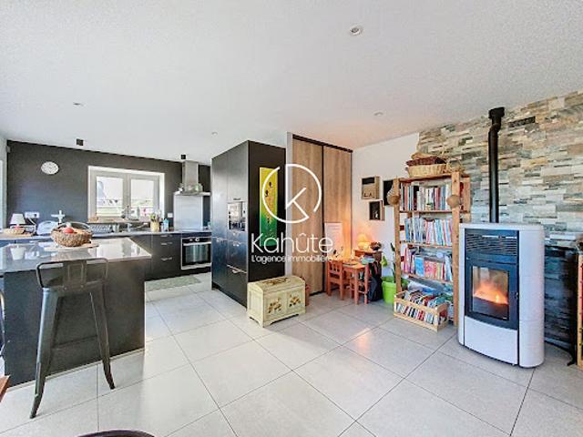 Vente Maison 5 pièces 143 m2 Saint Forgeux