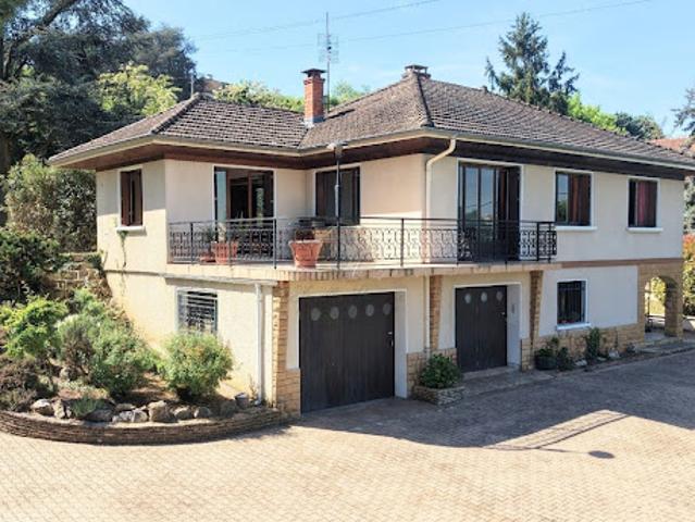 Vente Maison 5 pièces 143 m2 Saint Genis Laval