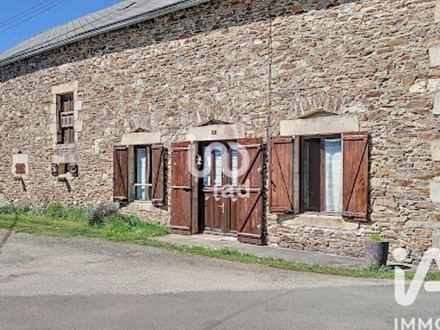 Vente Maison 5 pièces 143 m2 Savennes