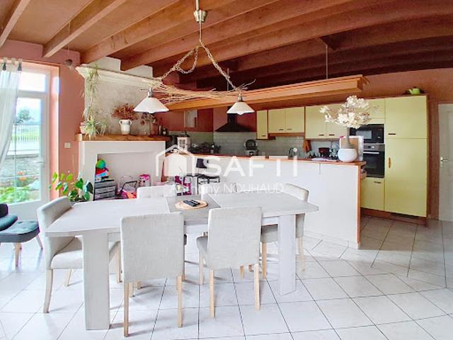 Vente Maison 5 pièces 143 m2 Segonzac