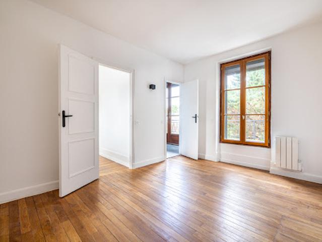 Vente Maison 5 pièces 154 m2 La Varenne Saint Hilaire