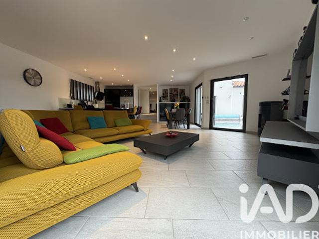 Vente Maison 5 pièces 154 m2 Passa