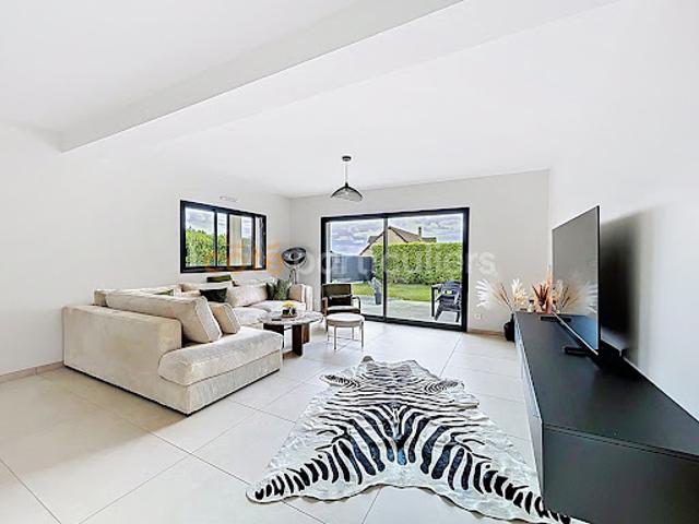 Vente Maison 5 pièces 154 m2 Saint Pierre des Fleurs