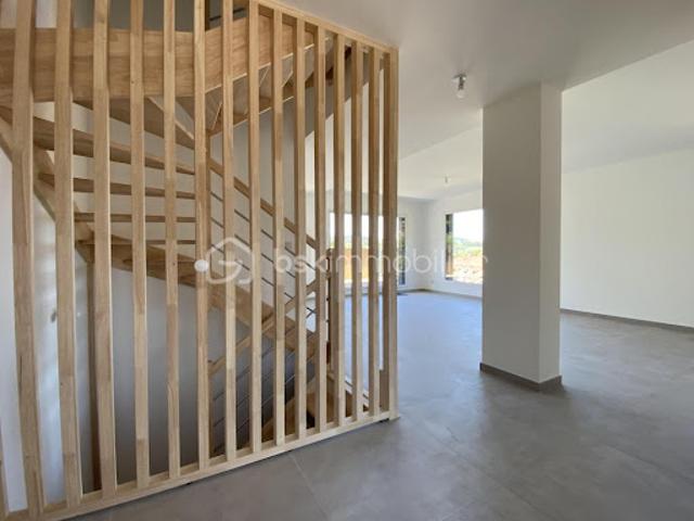 Vente Maison 5 pièces 154 m2 Sillingy