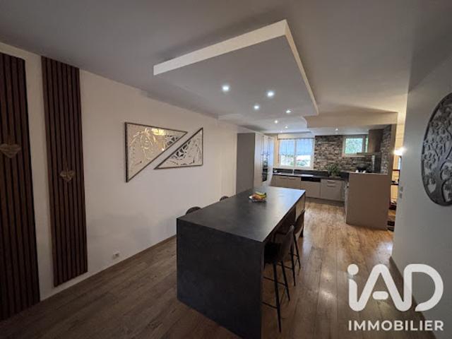 Vente Maison 5 pièces 154 m2 Vaux