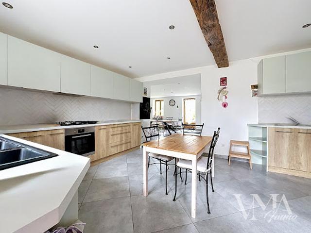 Vente Maison 5 pièces 155 m2 Morancé