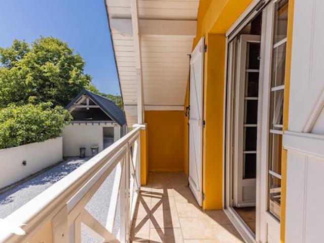 Vente Maison 5 pièces 155 m2 Adé