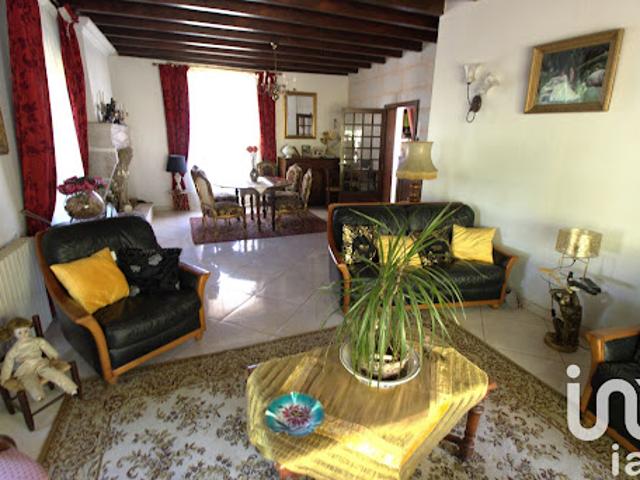 Vente Maison 5 pièces 155 m2 Chalais