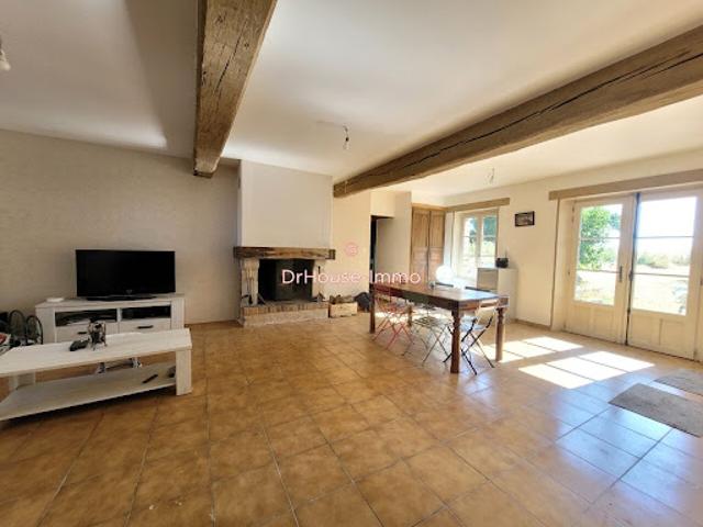 Vente Maison 5 pièces 155 m2 Saint Hilaire les Andrésis