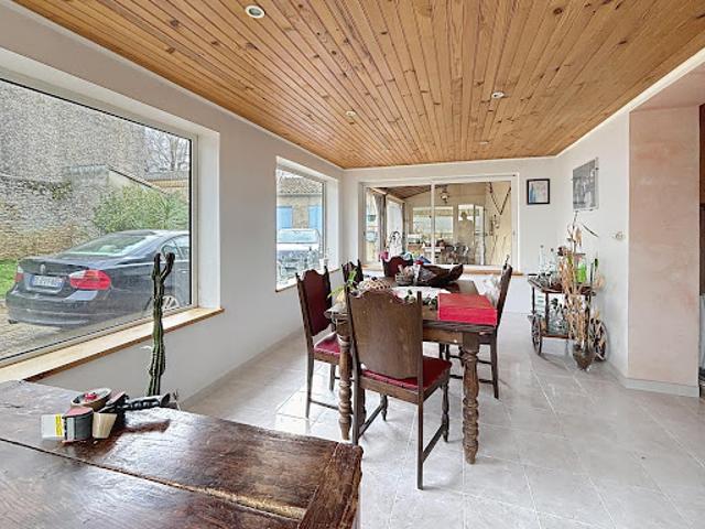 Vente Maison 5 pièces 155 m2 Les Cassés