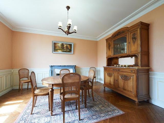 Vente Maison 5 pièces 156 m2 Monnaie