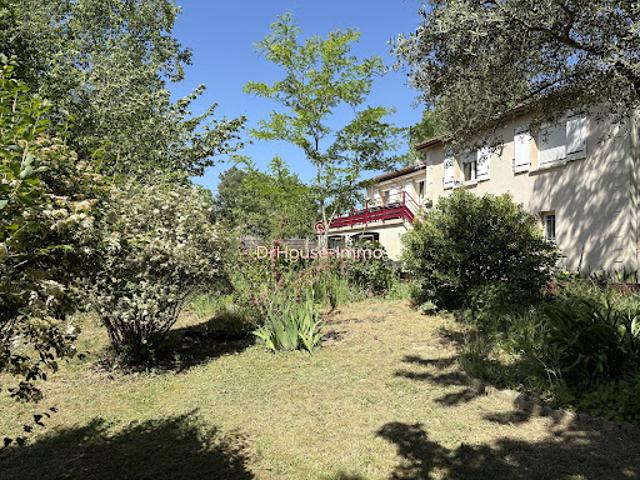 Vente Maison 5 pièces 156 m2 Chalagnac