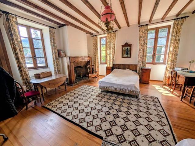 Vente Maison 5 pièces 156 m2 Luz Saint Sauveur