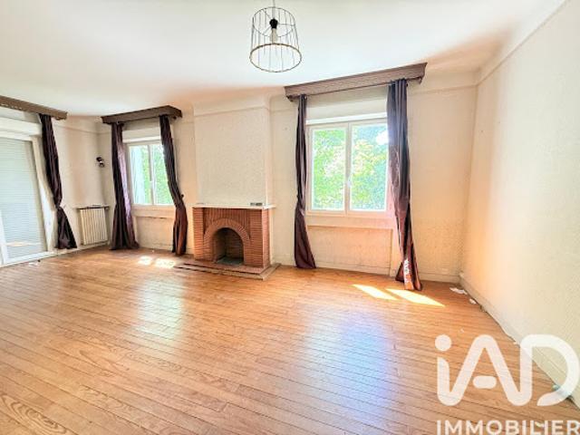 Vente Maison 5 pièces 156 m2 Lamothe Montravel