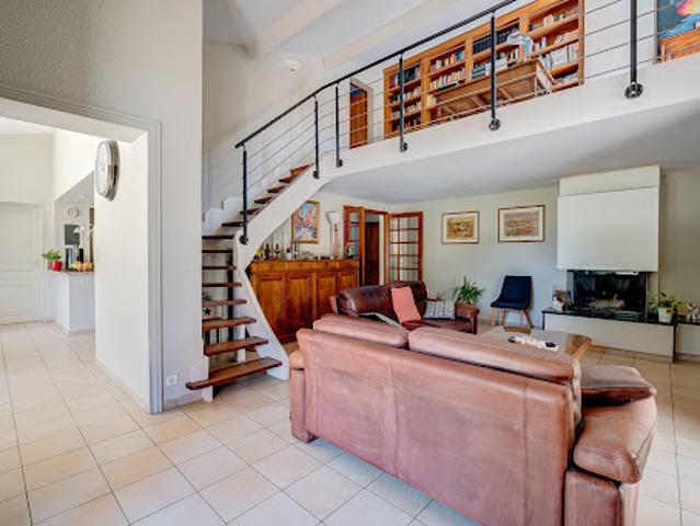 Vente Maison 5 pièces 156.11 m2 Vallesvilles