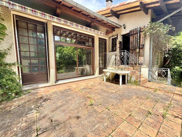 Vente Maison 5 pièces 157 m2 Merignac