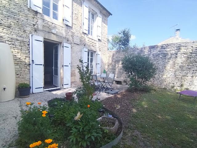 Vente Maison 5 pièces 157 m2 Asnières la Giraud