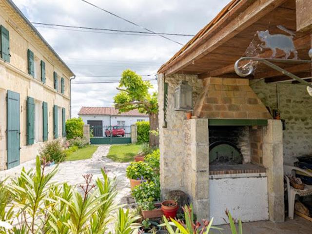 Vente Maison 5 pièces 157 m2 Lozay