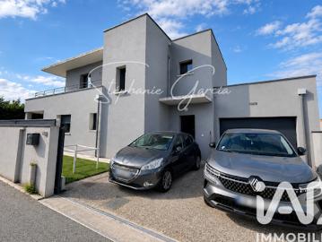 Vente Maison 5 pièces 158 m2 Bourg les valence