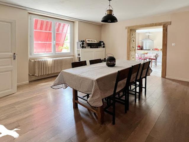 Vente Maison 5 pièces 158 m2 Confolens