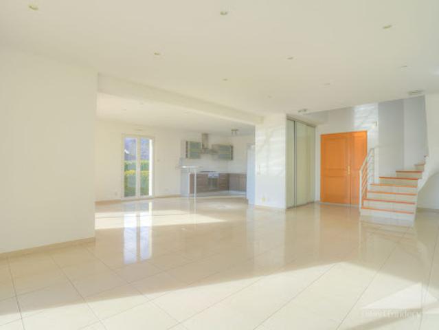 Vente Maison 5 pièces 158 m2 Sergy