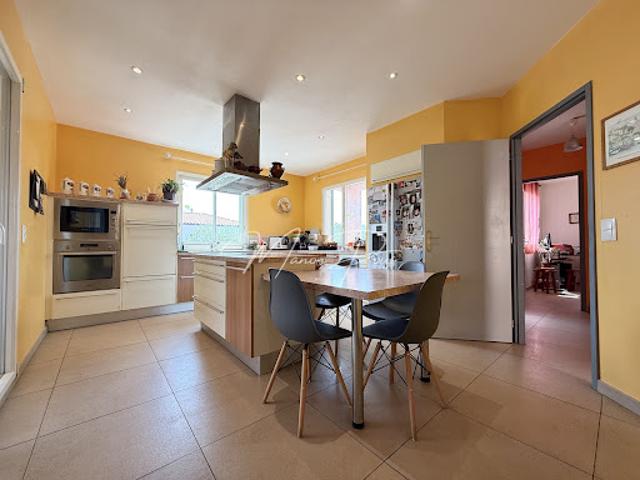 Vente Maison 5 pièces 158 m2 Vinça
