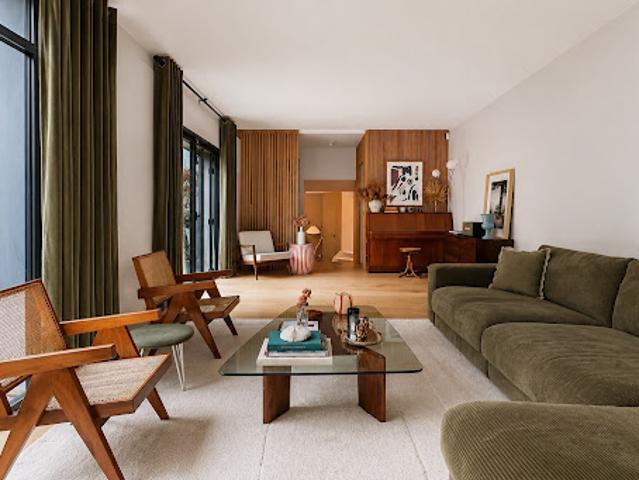 Vente Maison 5 pièces 158.13 m2 Paris 18ème