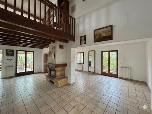 Vente Villa 5 pièces 158.68 m2 Marguerittes